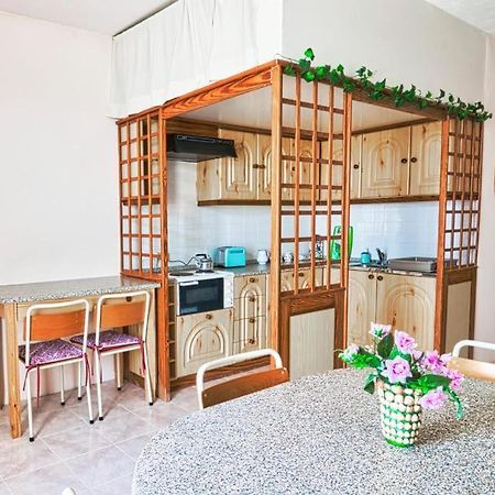 Marsalforn Seaview Apartment In A Quiet Area Qbajjar Екстер'єр фото