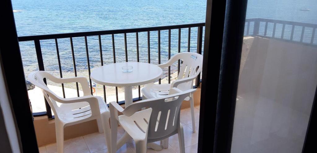 Marsalforn Seaview Apartment In A Quiet Area Qbajjar Екстер'єр фото