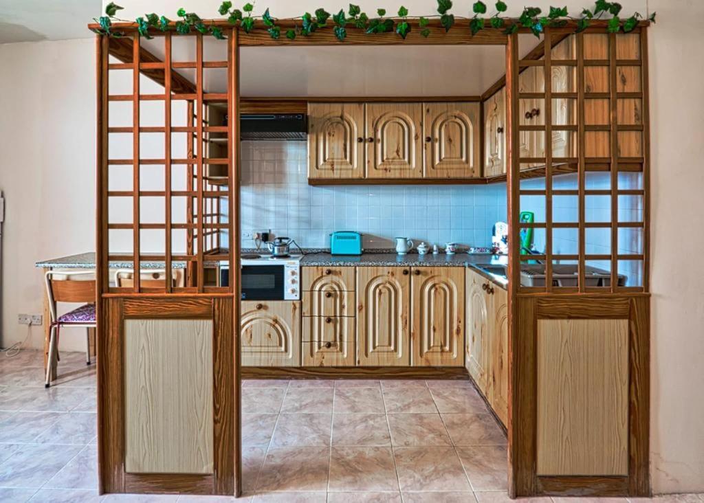 Marsalforn Seaview Apartment In A Quiet Area Qbajjar Екстер'єр фото